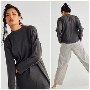 NWT We The Free People Be Free Black Slouchy Long Sleeve Tee Tunic Top Size XS